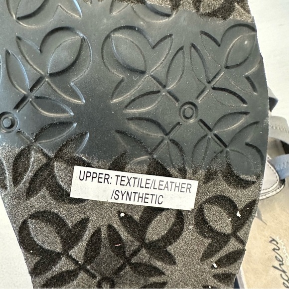 Skechers Memory Foam Women’s Pewter Slip On Textile/Leather Sandals Sz 10 GUC - Picture 10 of 11